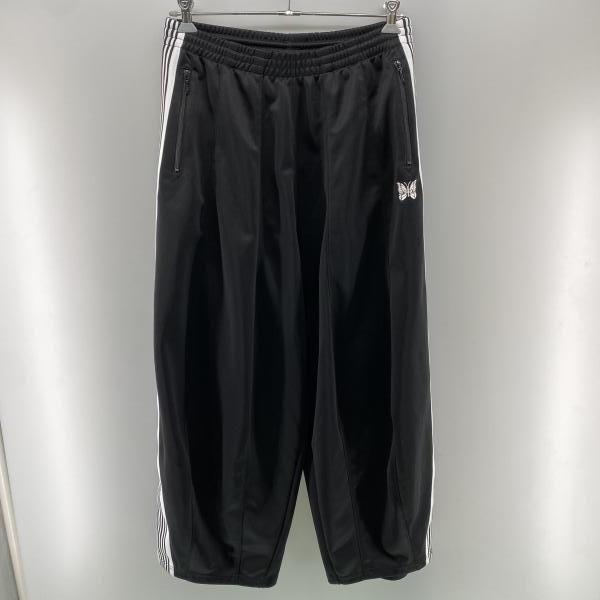 【中古】NEEDLES FREAK'S STORE別注 H.D. TRACK PANTS ブラック M QV1626 ※裾ダメージ ネペンテス[24]