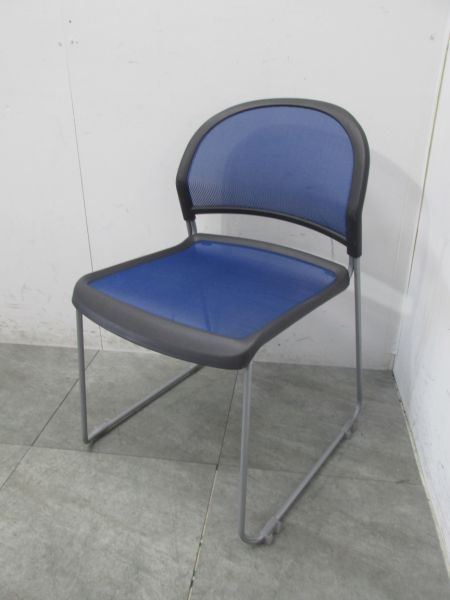 【中古品】ウチダ スタッキングチェア MP-200 ブルー