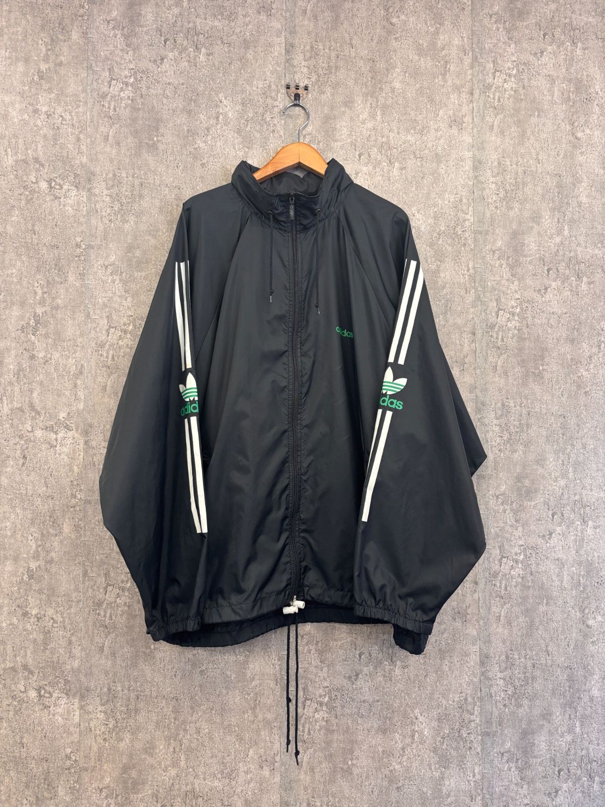 80s adidas/アディダス　ナイロンフルジップジャケット　３ライン　銀タグ