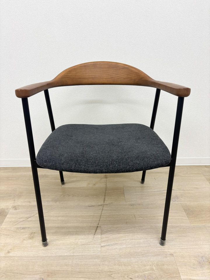 【展示品】定価35,200円 関家具 CRASH GATE ダイニングチェア 1脚単品 完成品 シーブ イージークリーンダークグレー おしゃれ インダストリアル 個人未使用【送料無料】