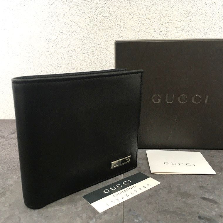 美品 GUCCI 二つ折り財布 29076 ブラック ラムレザー 66