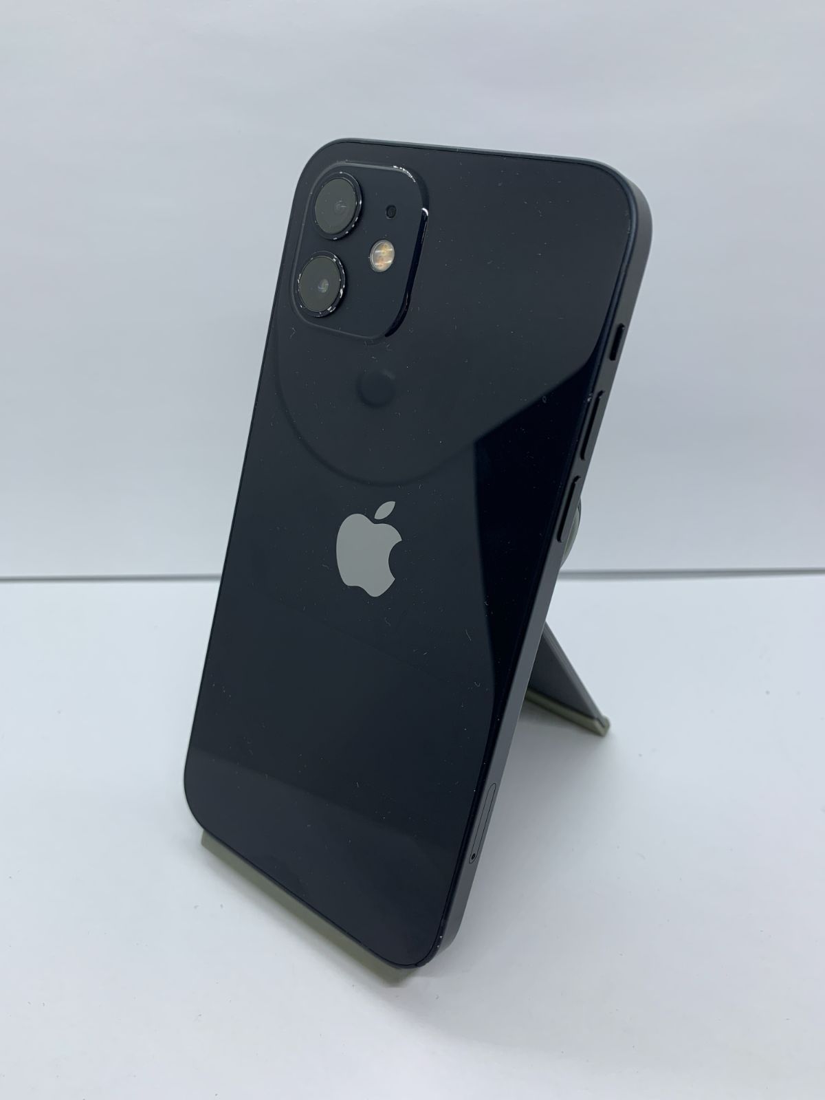 中古】iPhone 12 128GB ブラック SIM解除済 - メルカリ