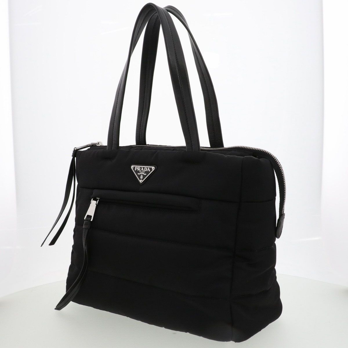 PRADA プラダ トライアングルロゴ テスートボンバー ハンドバッグ 