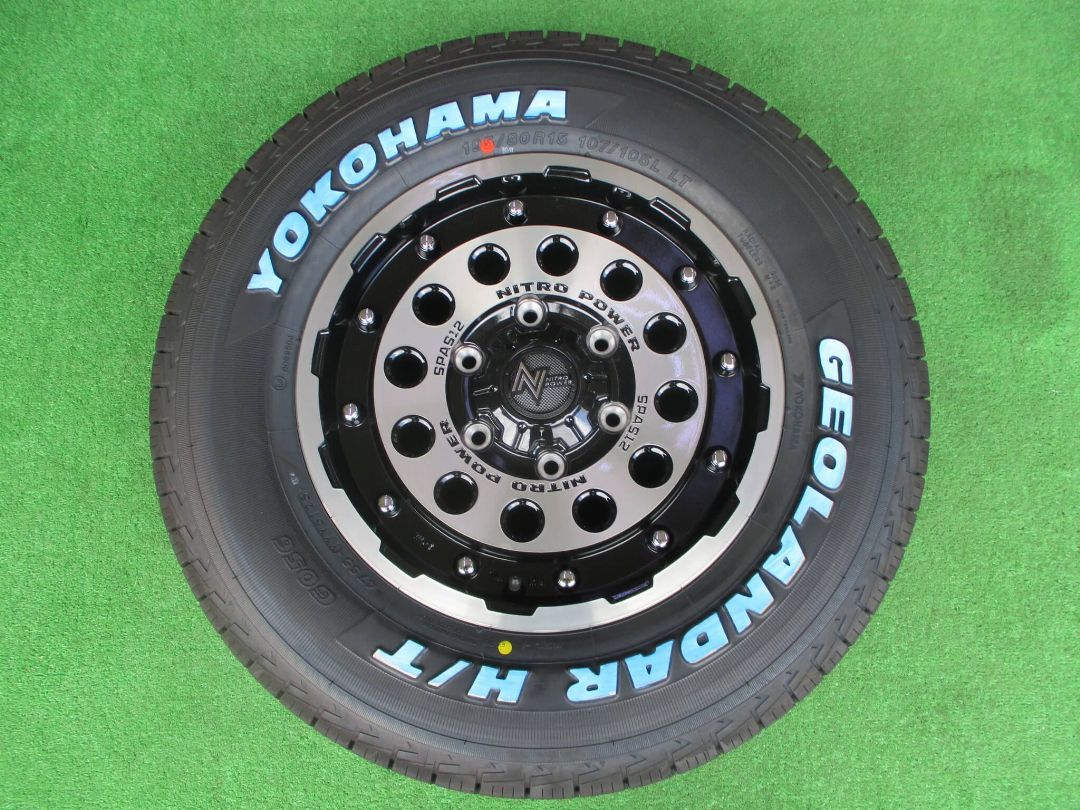 展示未使用品　ハイエース用15インチ４本セット！　ナイトロパワーH12ショットガン　6.0J-15　6H139.7　+33　ジオランダーG056　ホワイトレター付き！