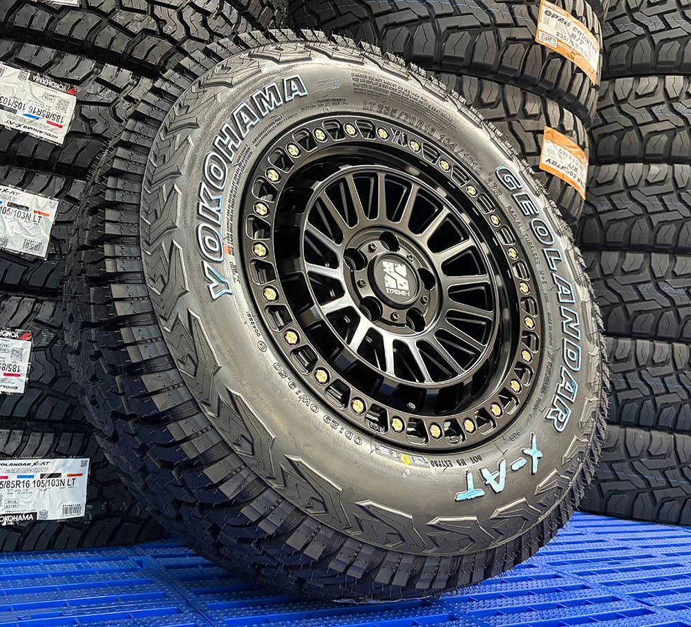 デリカD5 エクストレイル RAV4 タイヤホイール ｜ ヨコハマ ジオランダー X-AT 215/70R16 XTREMEJ XJ08 ４本セット 16インチ 1台分