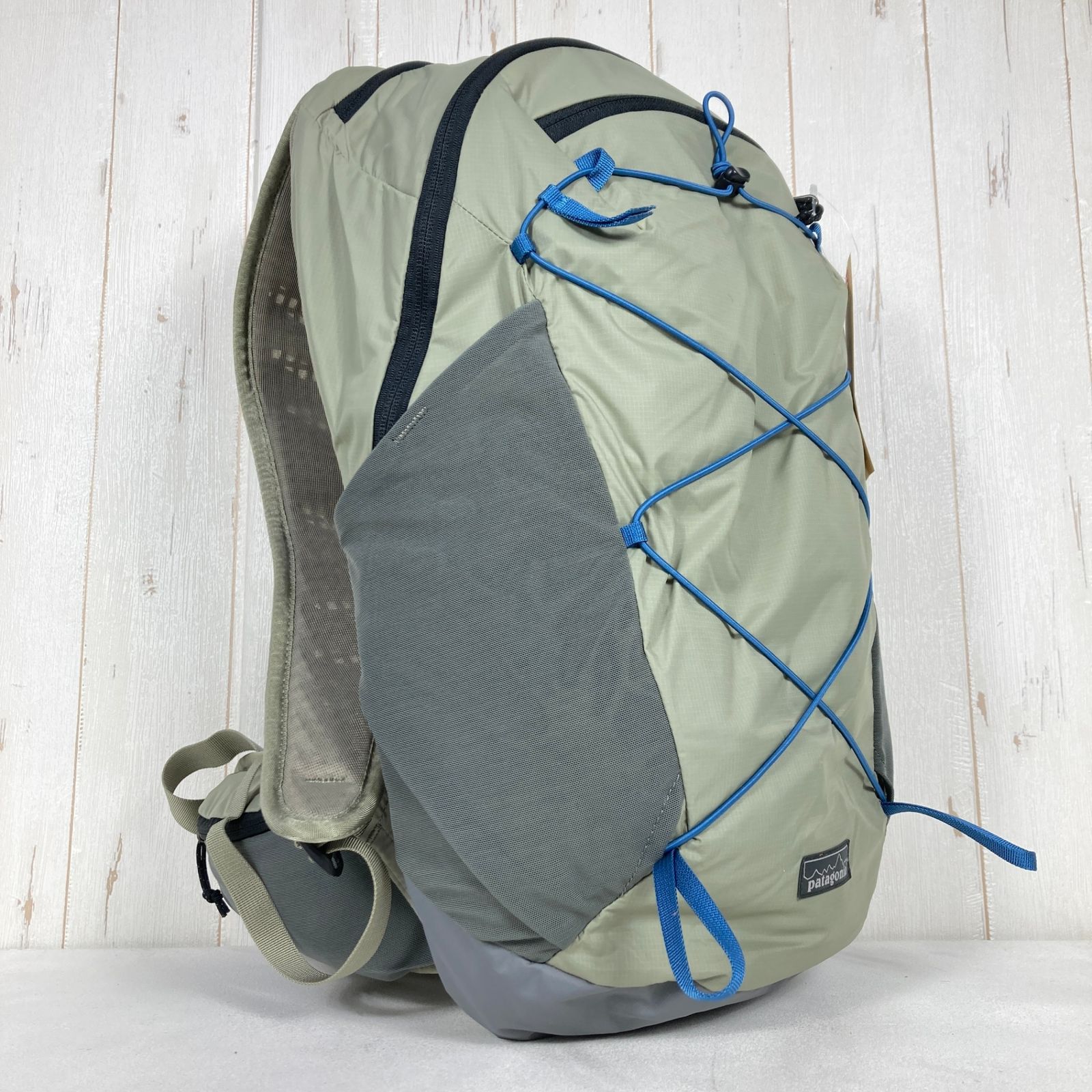 ?️Unisex M グリーン系 2025 Patagonia ( パタゴニア ) テラヴィア パック 22L Terravia Pack 22L RVGN / River Rock Green ナイロン バッグ ストレージ バックパック デイ 13,088円