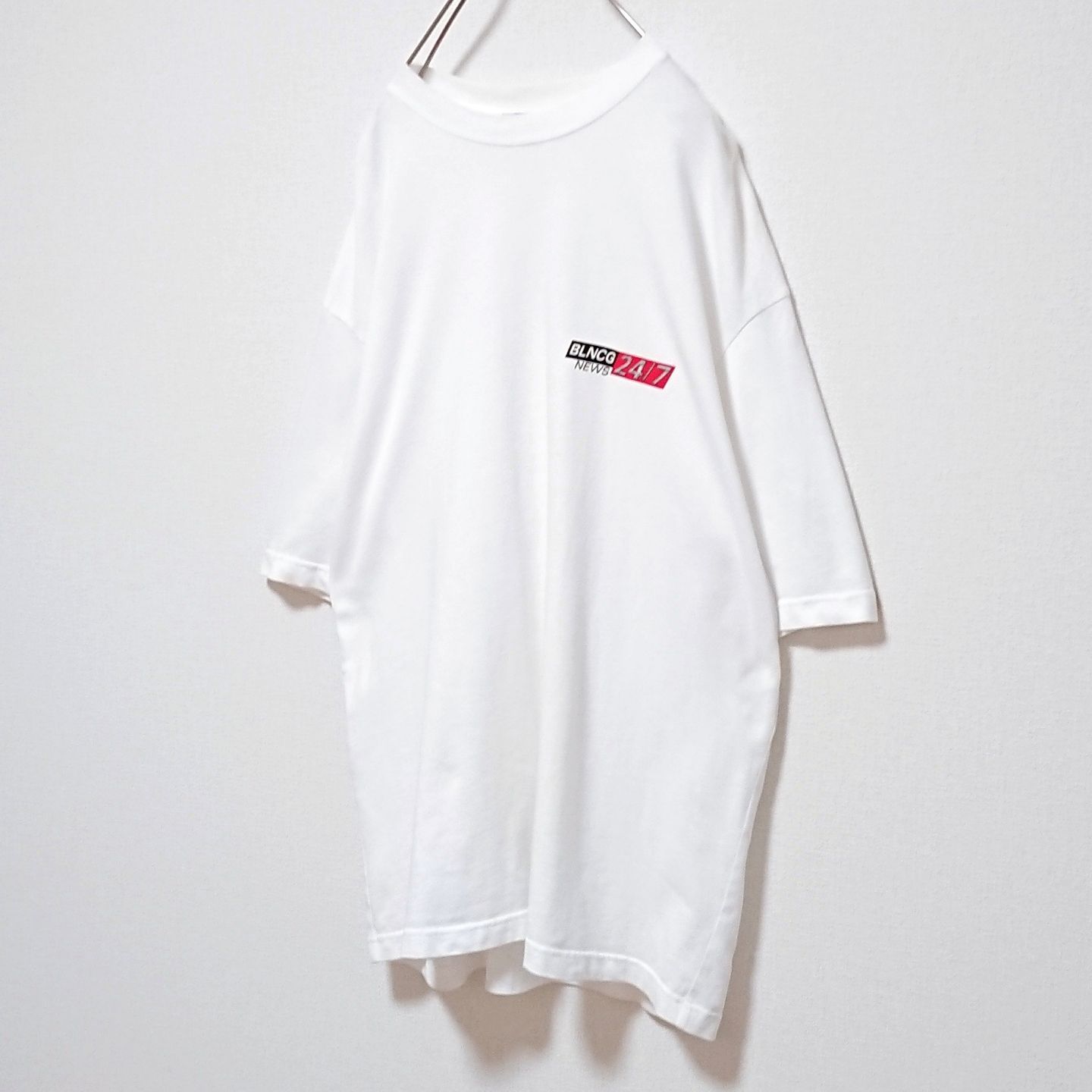 希少 BALENCIAGA バレンシアガ オーバーサイズ NEWSロゴ Tシャツ 