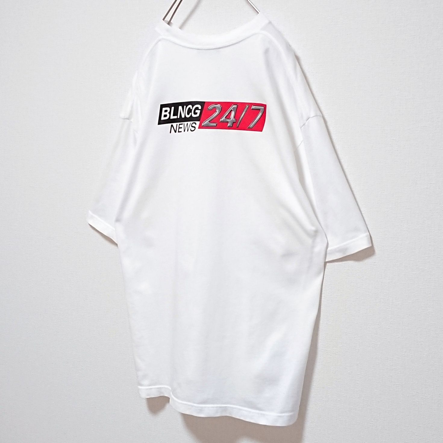 希少 BALENCIAGA バレンシアガ オーバーサイズ NEWSロゴ Tシャツ 