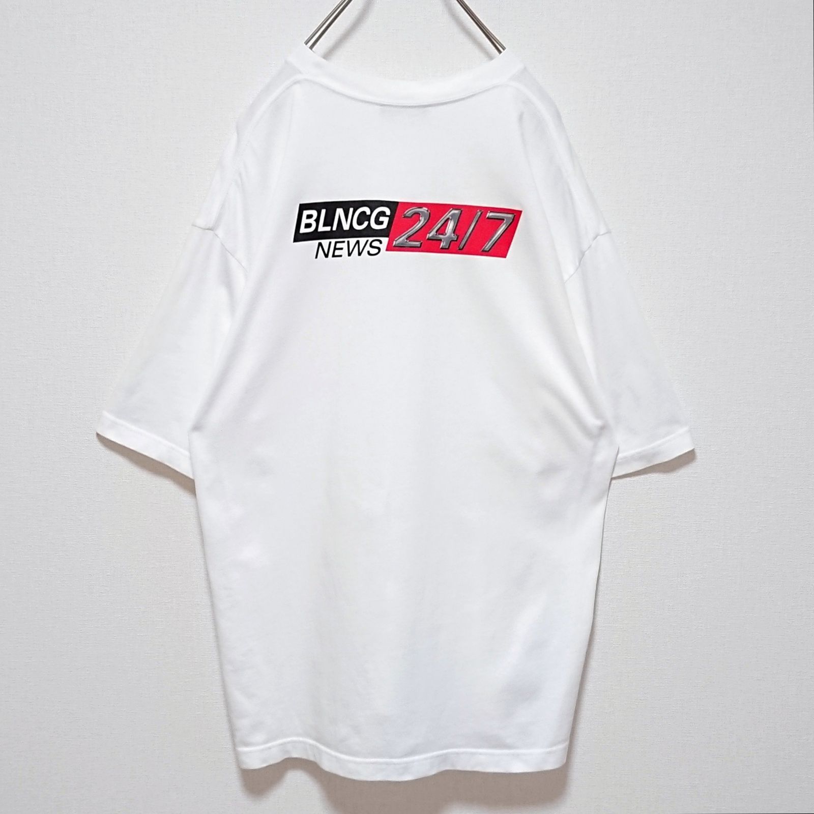 希少 BALENCIAGA バレンシアガ オーバーサイズ NEWSロゴ Tシャツ