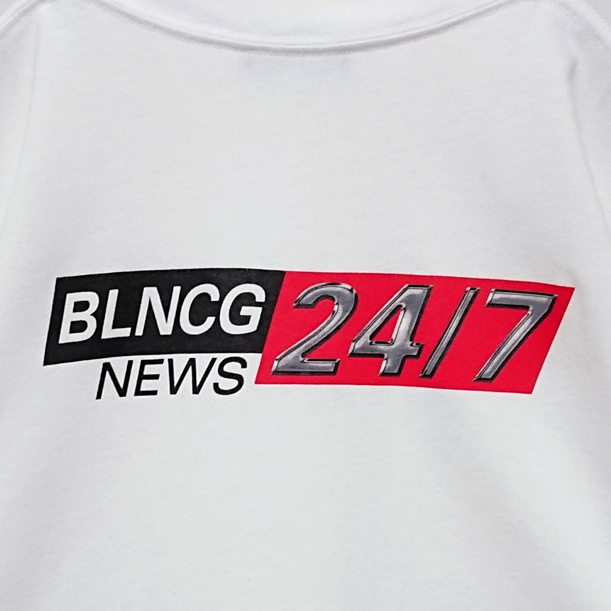 希少 BALENCIAGA バレンシアガ オーバーサイズ NEWSロゴ Tシャツ 