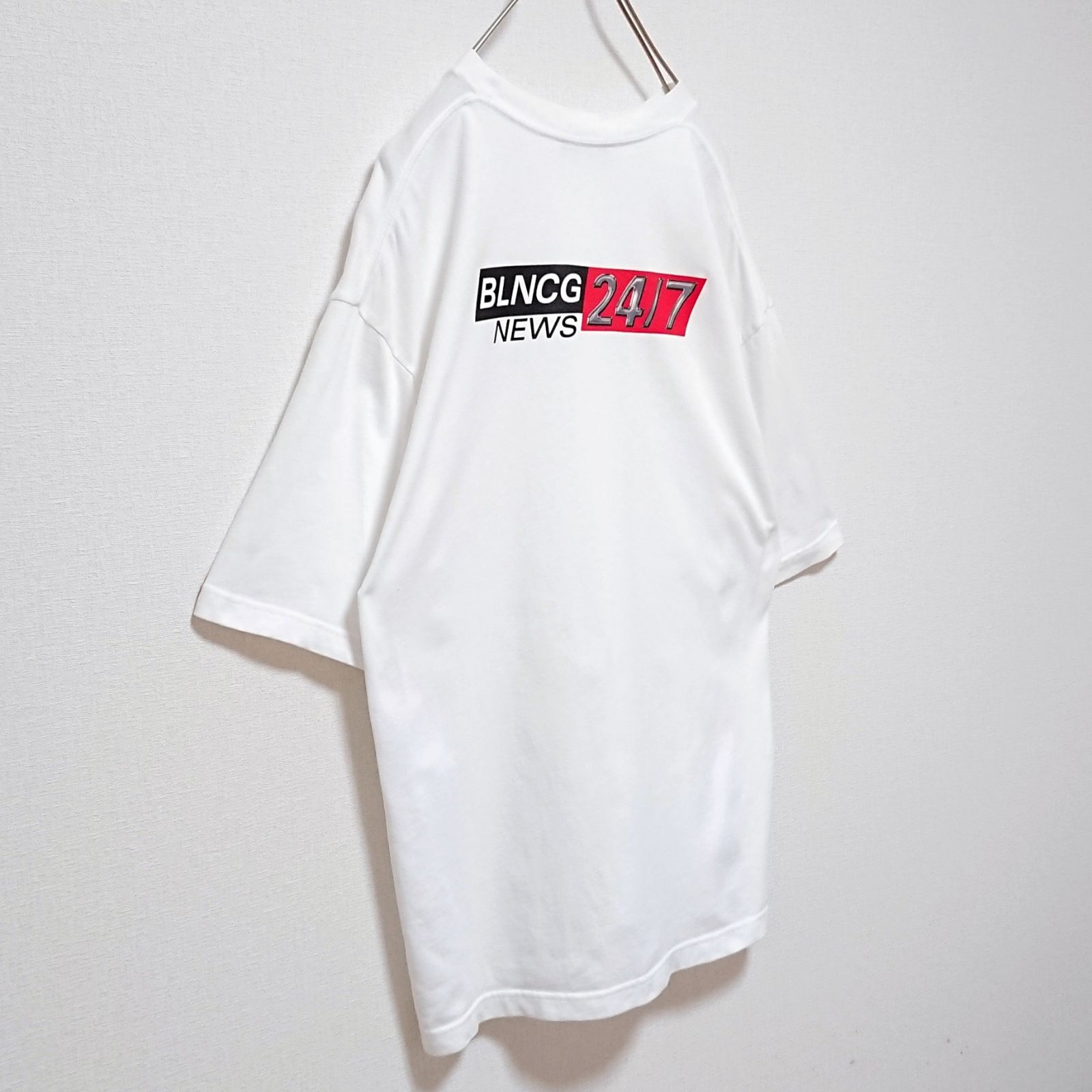 希少 BALENCIAGA バレンシアガ オーバーサイズ NEWSロゴ Tシャツ 