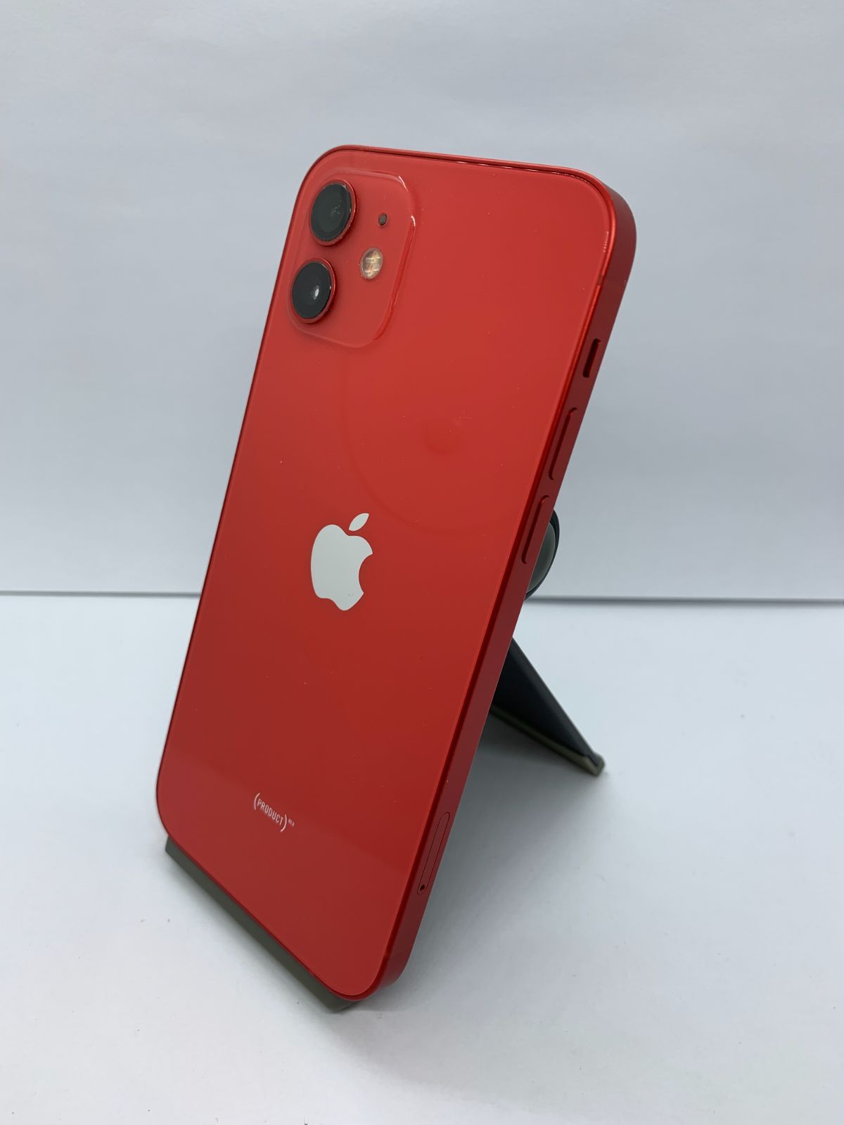 Apple iPhone 12 （赤） 背面にキズ等あり。 中古】iPhone 12 64GB レッド (フレームキズ有) - メルカリ