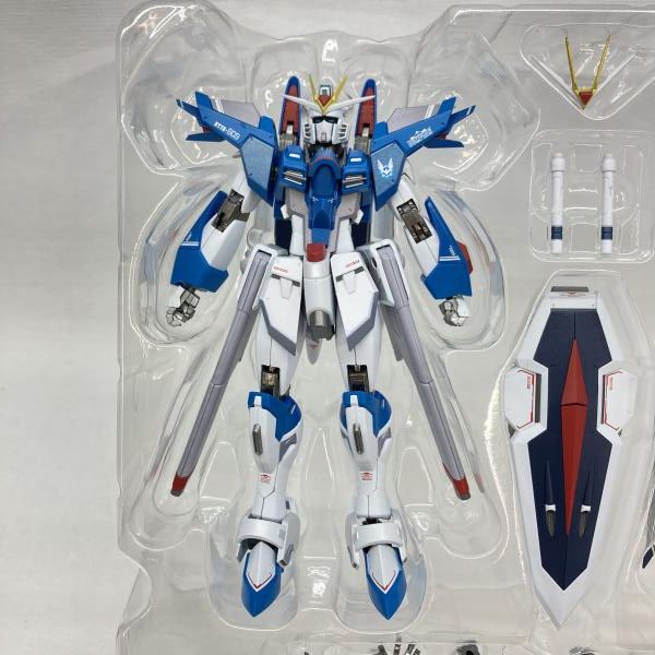 中古】バンダイ METAL ROBOT魂 ライジングフリーダムガンダム 開封品