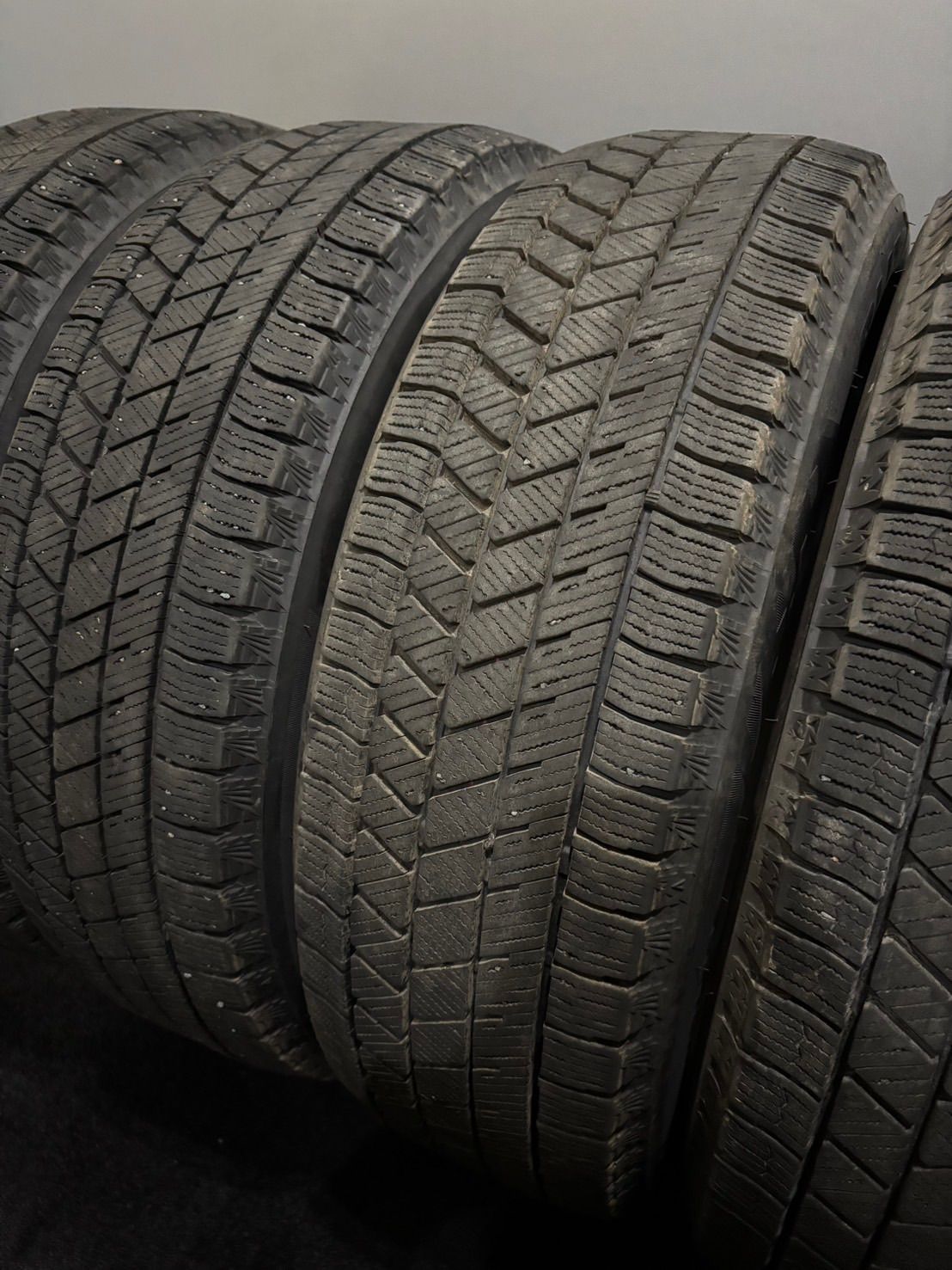 ★175/60R16 BRIDGESTONE/VRX3 22年製 スタッドレス 4本 ブリヂストン ブリザック ラクティス イグニス (3-M394)