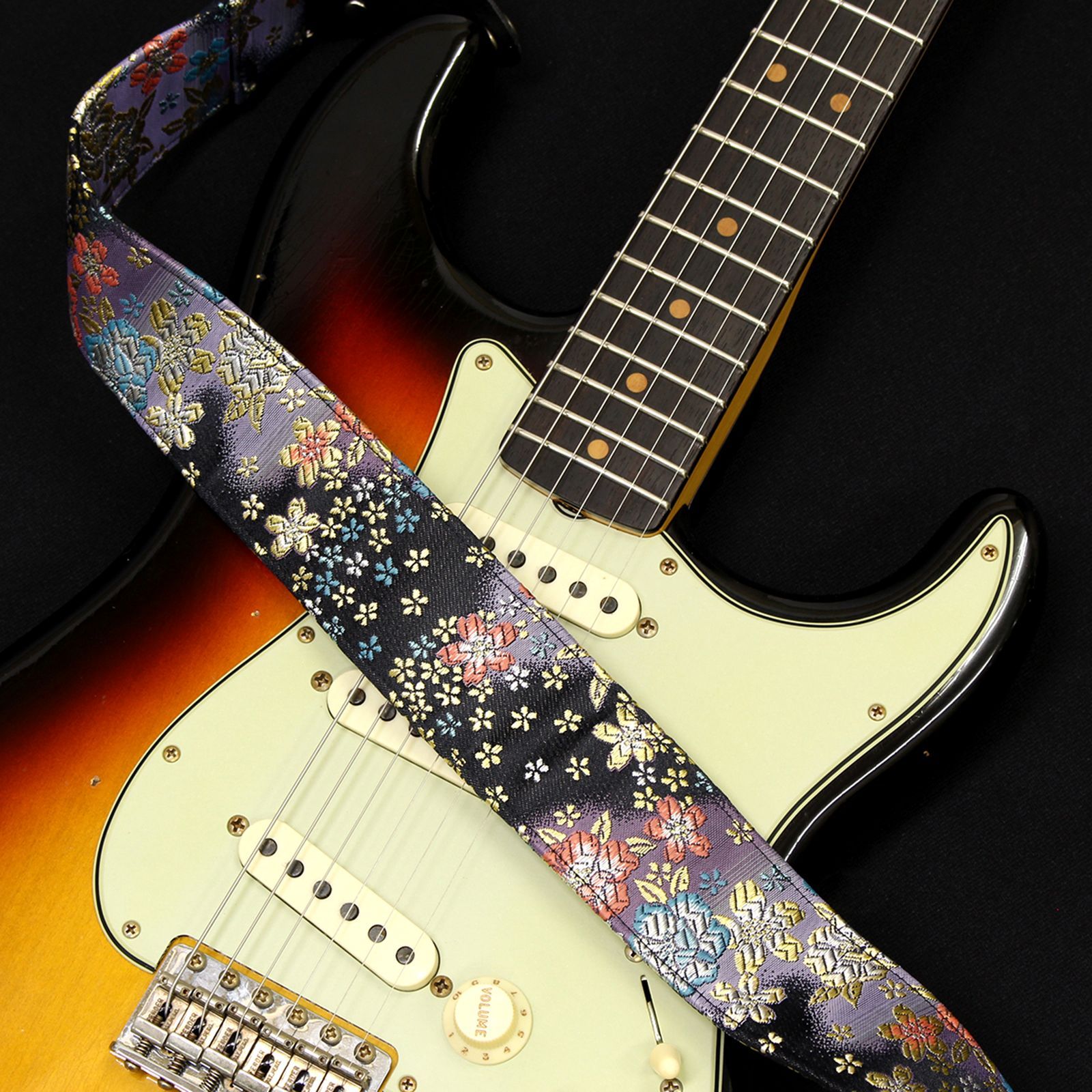 新品 Harmonics J 西陣織 ギターストラップ 和柄 [ぼかし桜 濃紺色