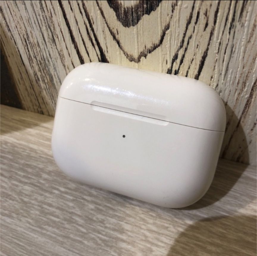 大人気 Apple 純正 充電ケースのみ AirPods Pro 第1世代 エアーポッズ