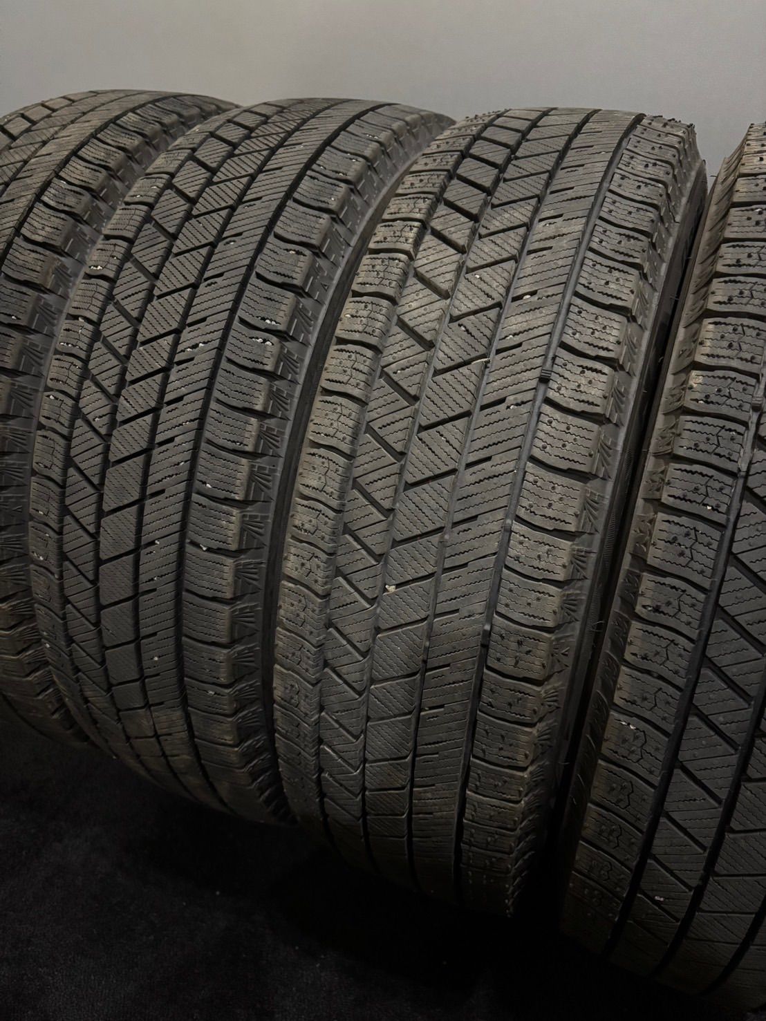 ★175/65R15 BRIDGESTONE/VRX3 23年製 スタッドレス 4本 ブリヂストン ブリザック アクア ヤリス フィット (3-M398)