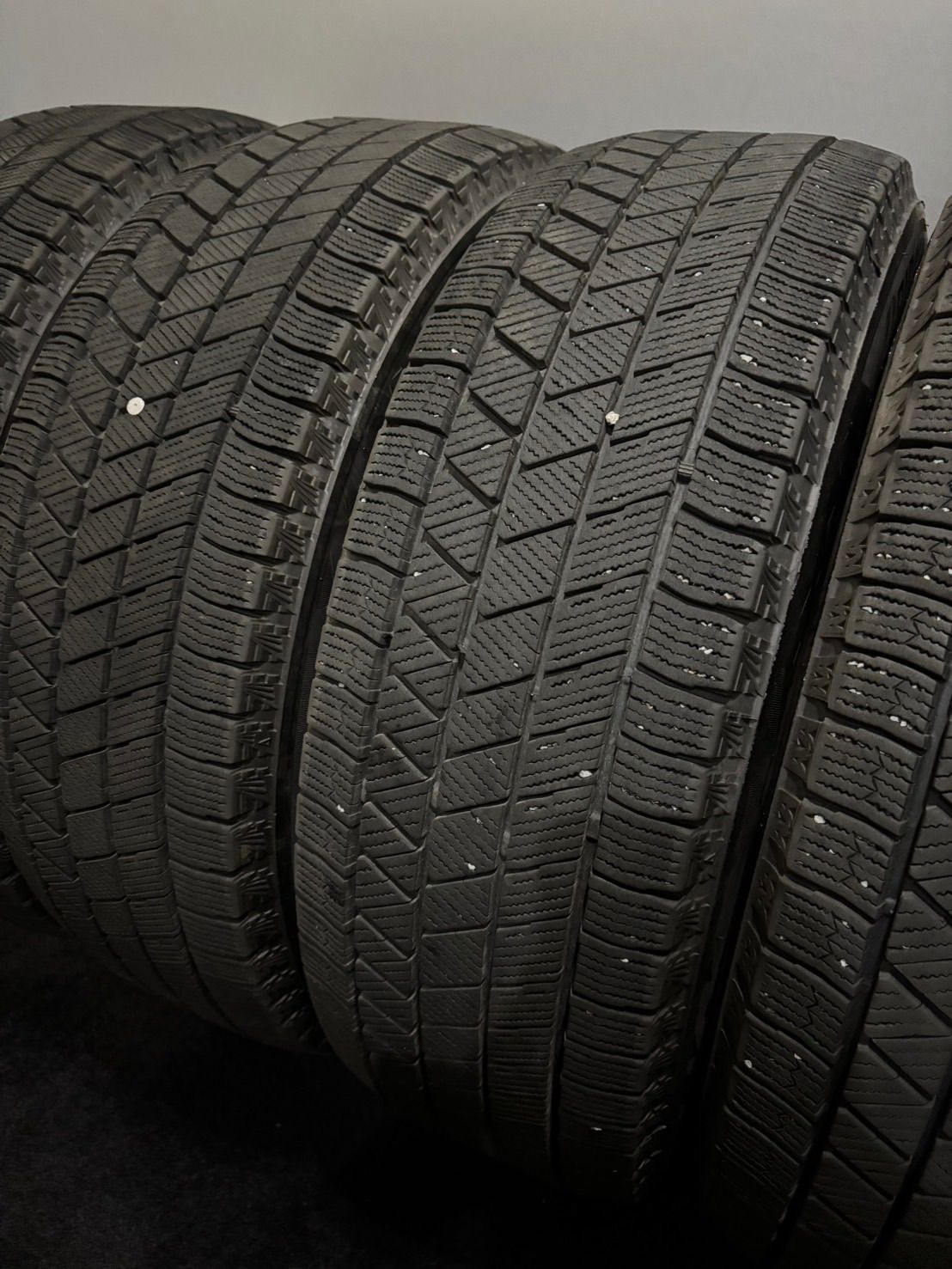 ★195/65R15 BRIDGESTONE/VRX3 23年製 スタッドレス 4本 ブリヂストン ブリザック ノア ヴォクシー プリウス (南3-M399)
