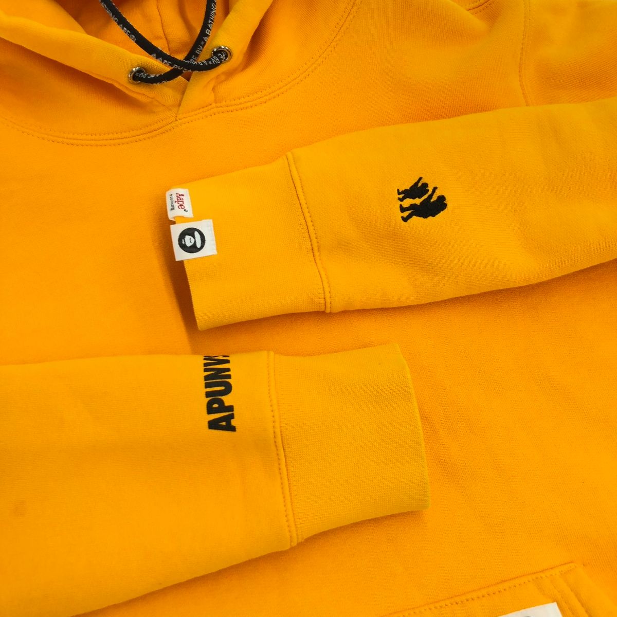 A BATHING APE アベイシングエイプ プルオーバーパーカー サイズ:M