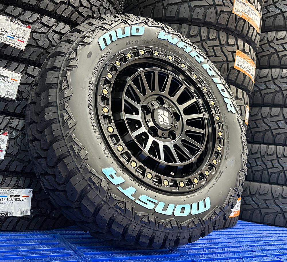 【車種】 デリカD5 エクストレイル RAV4 16インチ MONSTA MUDWARRIOR 215/70R16 新品 タイヤホイール 4本セット 1台分 XTREMEJ XJ08