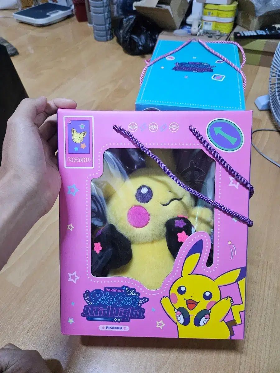 ポケモン ソンス洞 ポップアップ ポップ ミッドナイト ぬいぐるみ ピカチュウ 新品