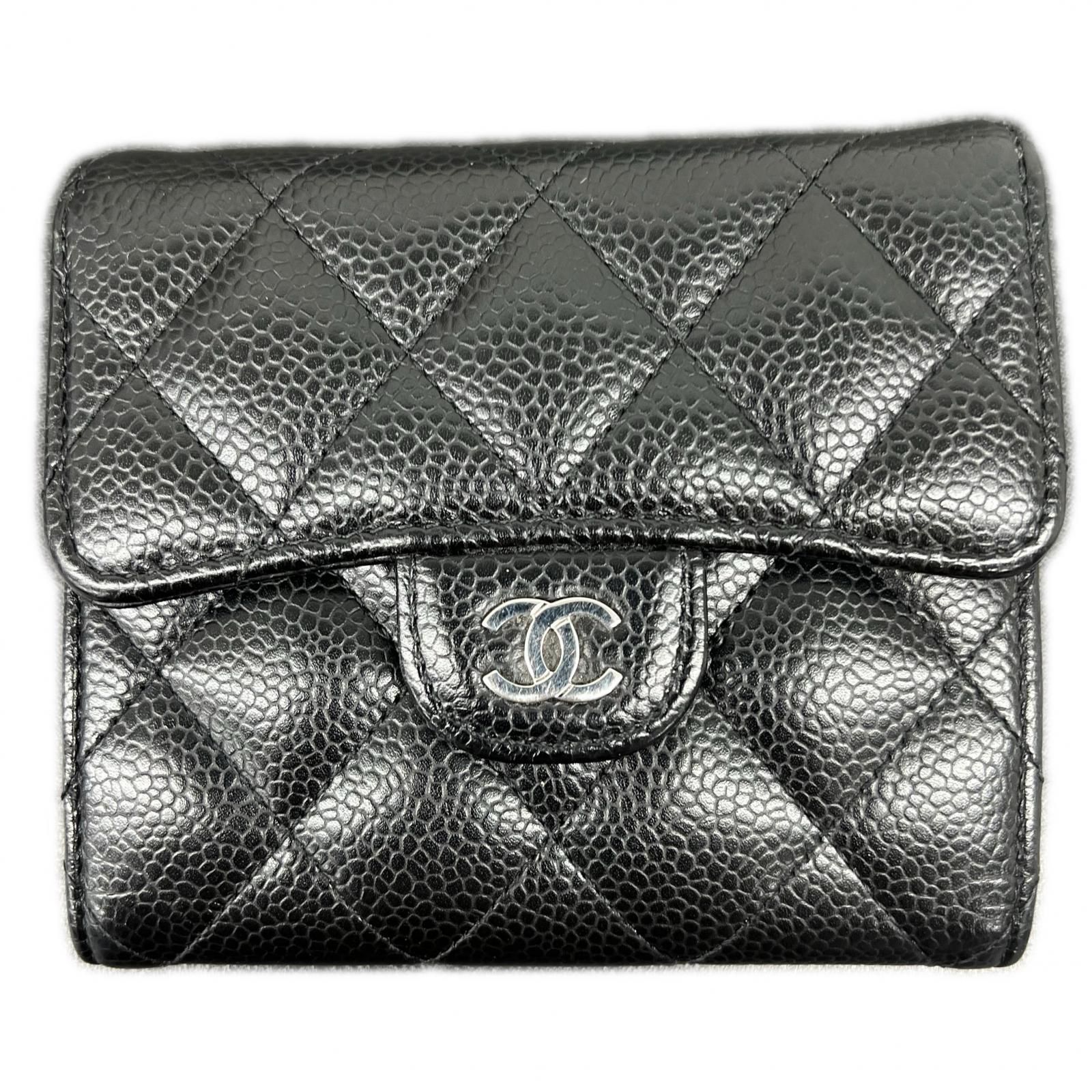 CHANEL 極美品 シャネル マトラッセ クラシック スモール フラップ ウォレット 三つ折り財布 AP0231 キャビアスキン 31番シリアル ブラック レザー シルバー金具 コンパクトウォレット Aランク 中古 鑑定済