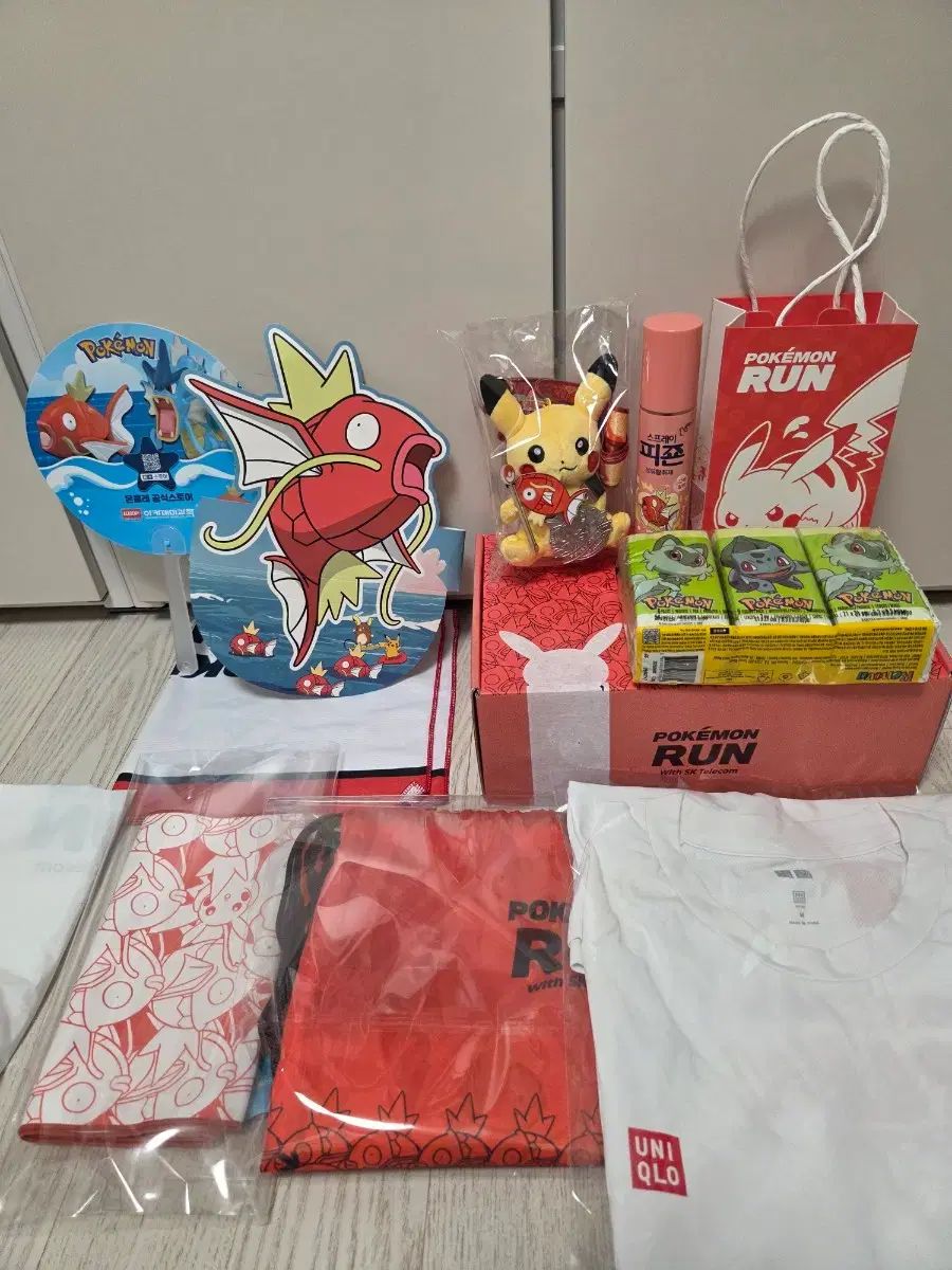 ポケモン RUN グッズ セット (ピカチュウ ぬいぐるみ グッズ Tシャツ など) 銀メダル
