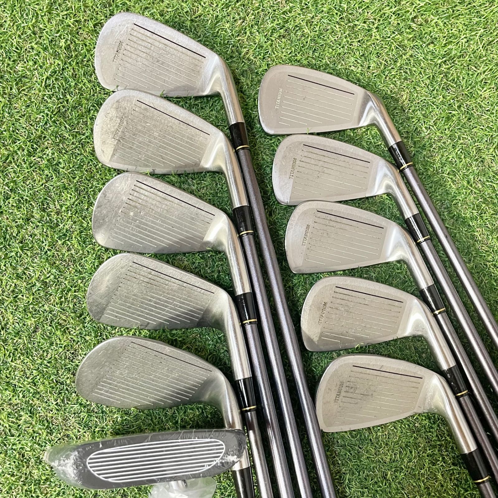 貴重なレフティ！超豪華14本！】TaylorMade R9 テーラーメイド ゴルフ