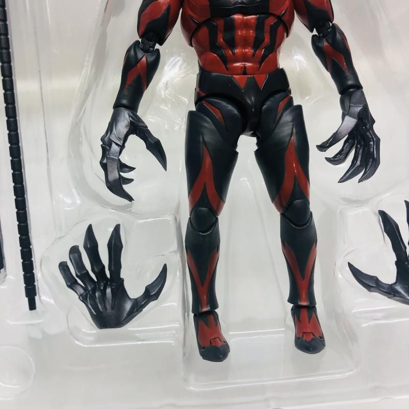 中古】開封※箱ｲﾀﾐ・日焼けｱﾘ)S.H.Figuarts ウルトラマンベリアル[22