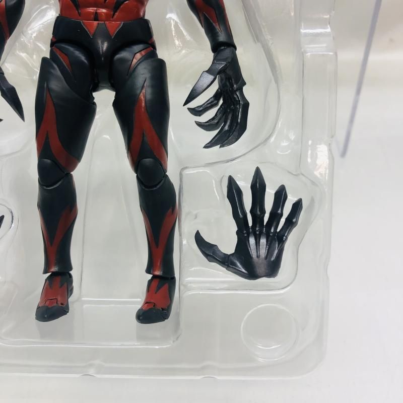 中古】開封※箱ｲﾀﾐ・日焼けｱﾘ)S.H.Figuarts ウルトラマンベリアル[22