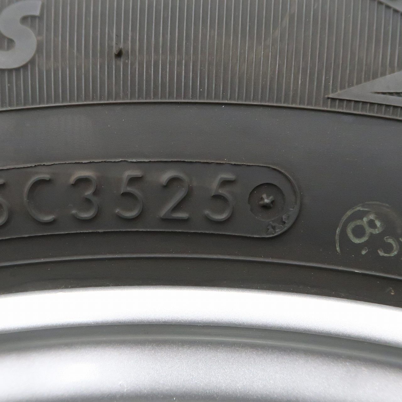スズキ スイフト スポーツ ZC32S 等に 4本 社外 15インチ 6J +43 5H 