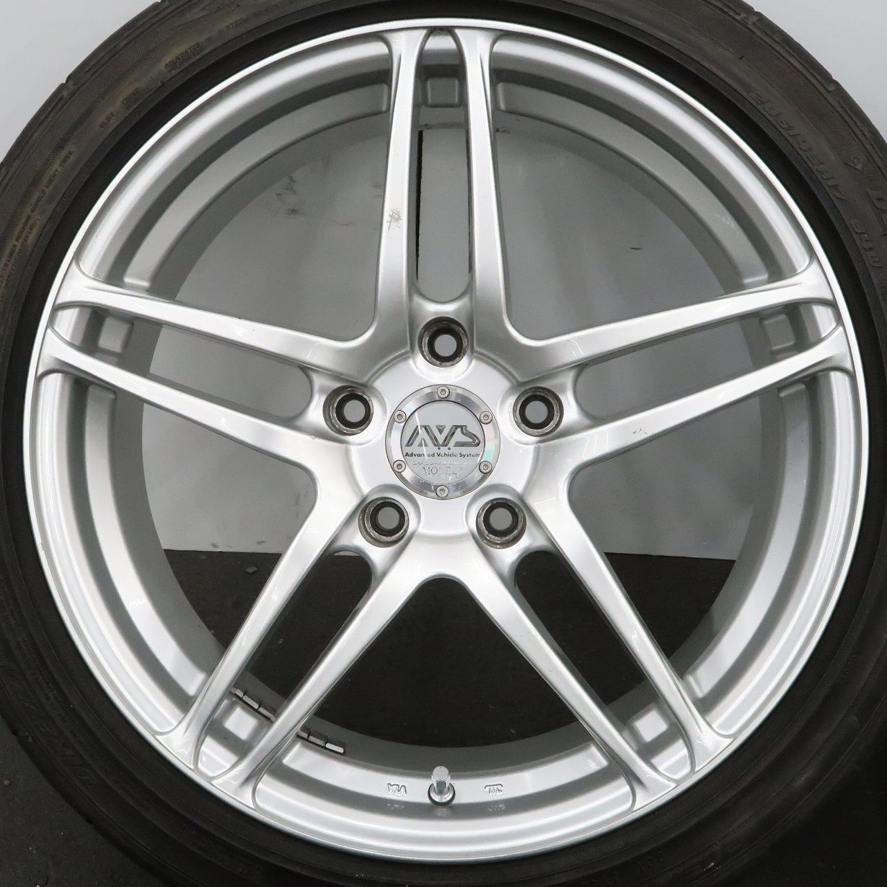4本 YOKOHAMA AVS MODEL T5 17インチ 7J +35 8J +38 5H PCD114.3 