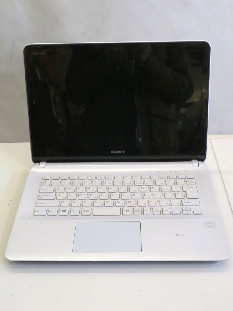 【228501】＜初期化済み＞ SONY ソニー ワイド14型液晶　バイオ ノートPC　Fit 14E SVF142C1JN ホワイト