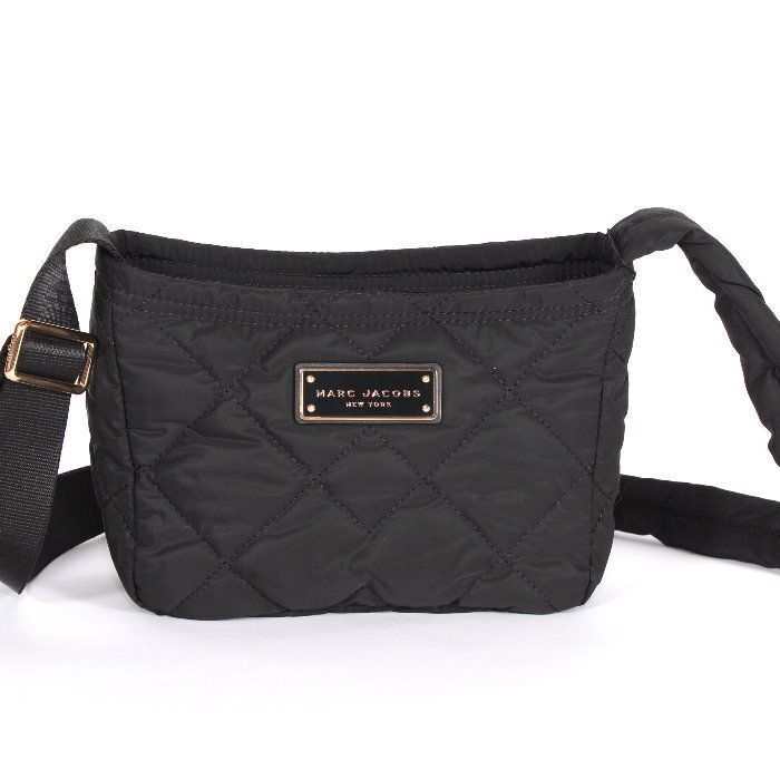 マークジェイコブス MARC JACOBS キルティング ナイロン ショルダーバッグ ブラック H107M06SP21 001 クロスボディ 斜め掛け レディース ユニセックス 通勤通学 【新品・本物】売れ筋