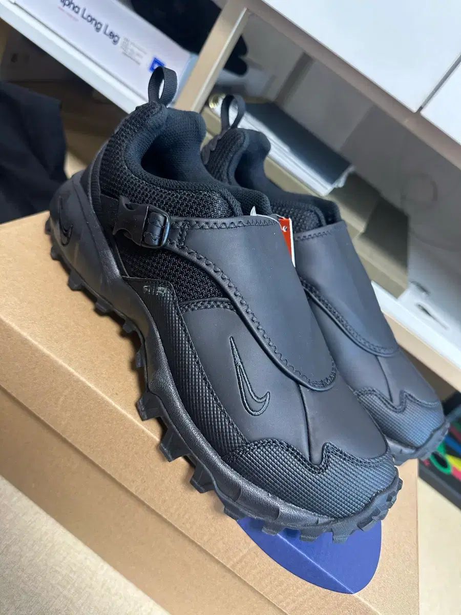 ナイキ ACG エア パサド ブラック