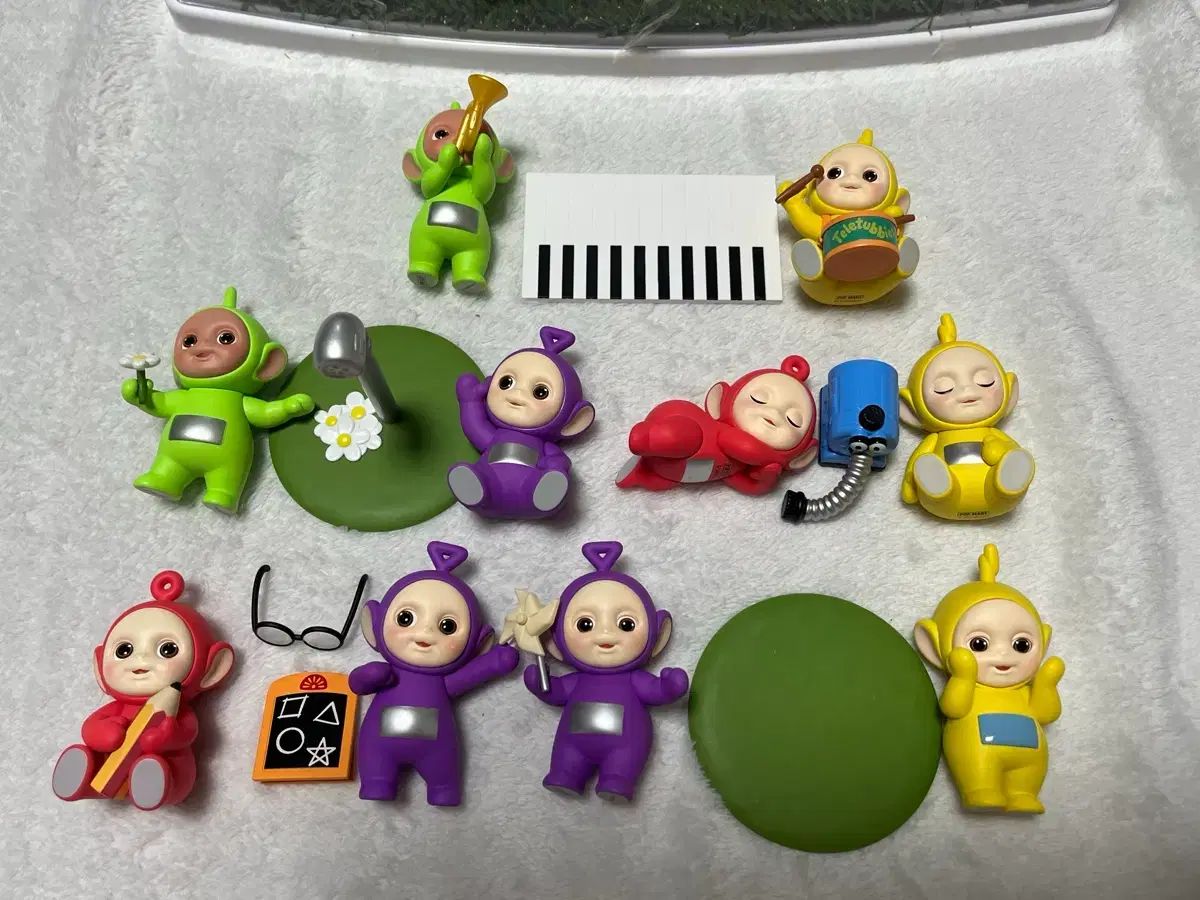ポップマート テレタビーズ フィギュア (popmart teletubbies)