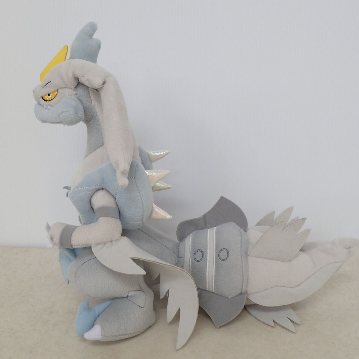 ポケモンセンター ぬいぐるみ ホワイトキュレム 紙タグ無し - メルカリ
