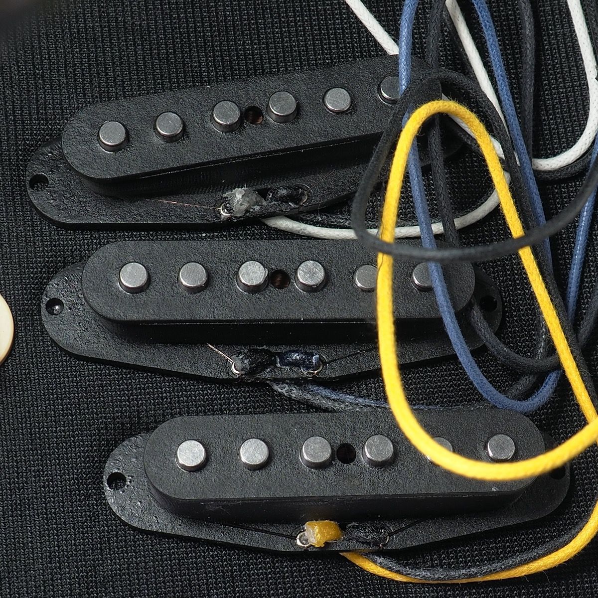 アルニコV ハイグレード版 3個フルセット 布編組スタガード シングル