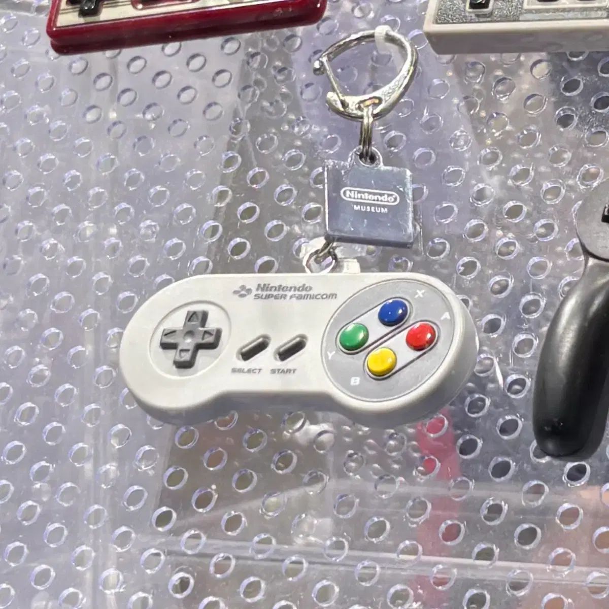 Nintendo MUSEUM スーパーファミコン キーホルダー ガチャ-☆超美品