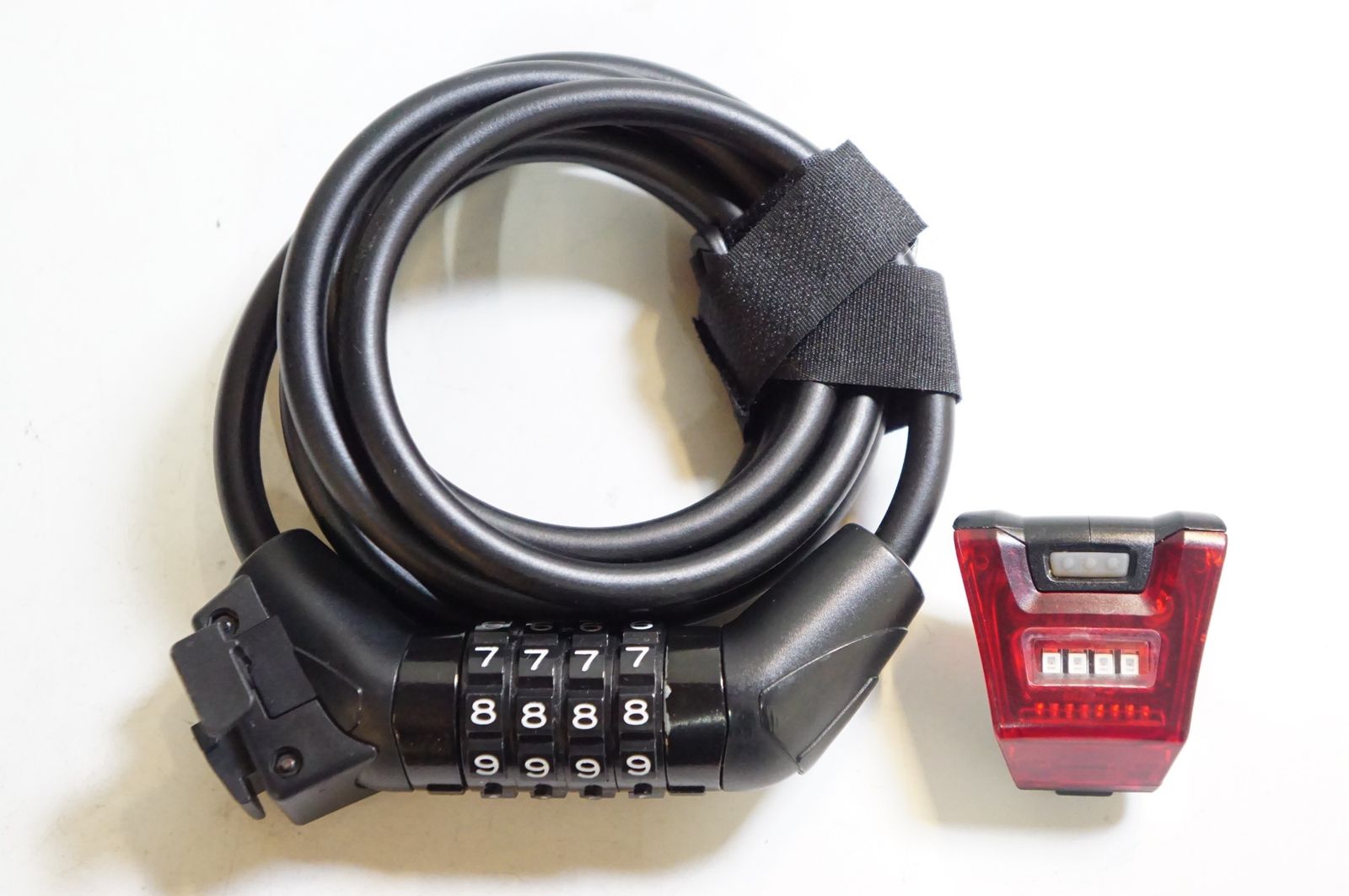 GIANT 「ジャイアント」 ESCAPE R3 2022年モデル クロスバイク