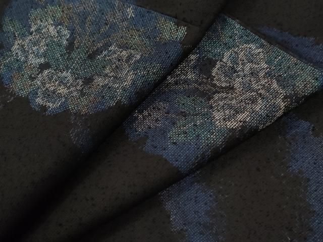 平和屋着物●本場大島紬　薩摩結城　雪輪草花文　黒地　正絹　逸品　CABI2007yc