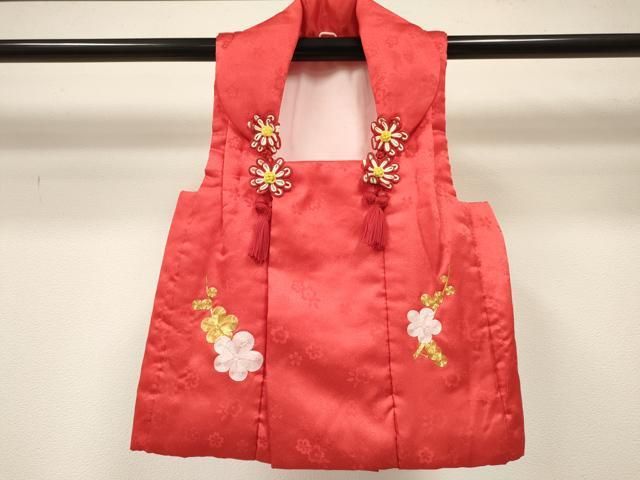 平和屋着物[]女の子　子供　被布　駒刺繍　総刺繍　枝梅丸文　DABE7200ma