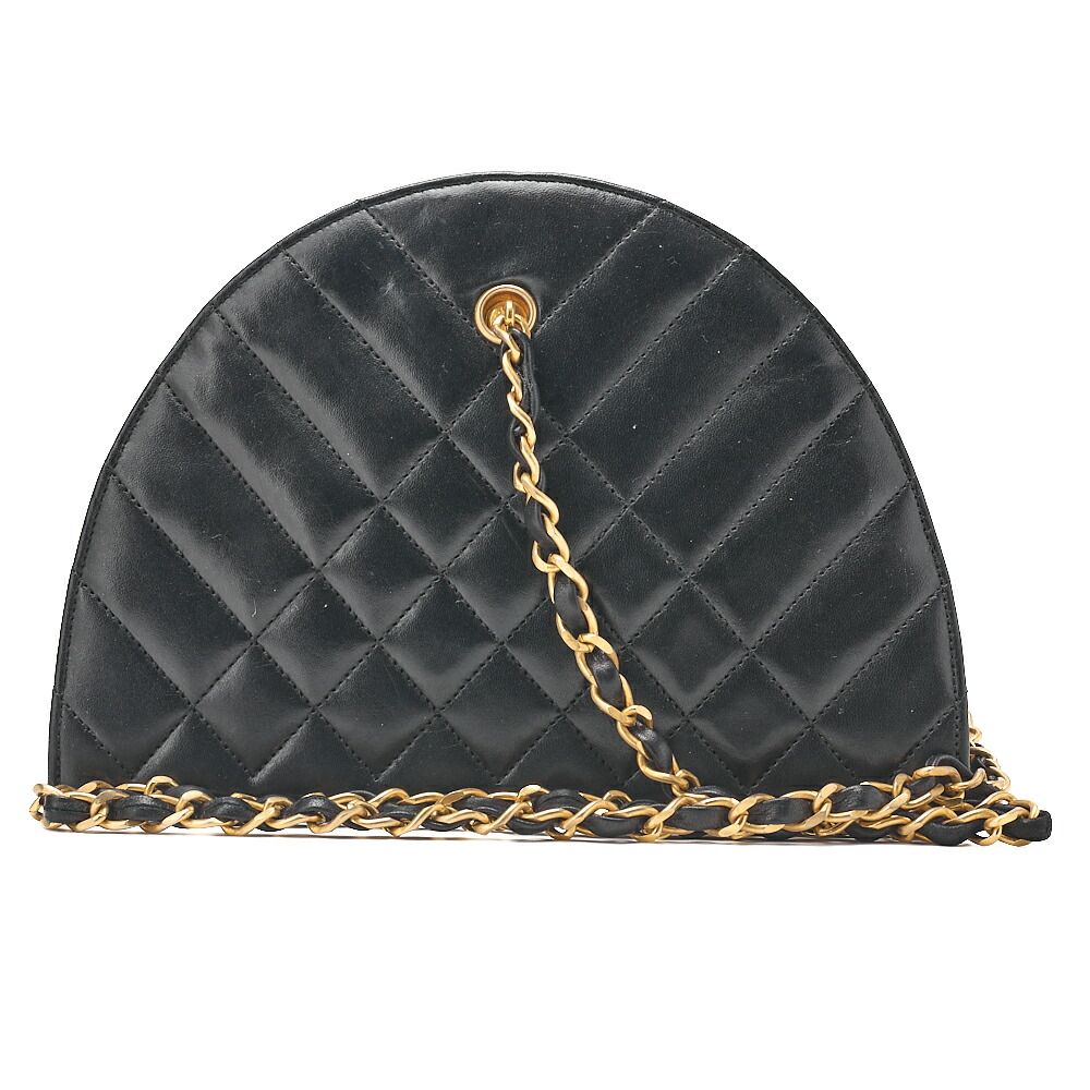 CHANEL シャネル マトラッセ ひし形チャーム ハーフムーン ラムスキン 黒（ゴールド金具）ショルダーバッグ ミニショルダーバッグ レディースバッグ ハイブランド【中古】【送料無料】