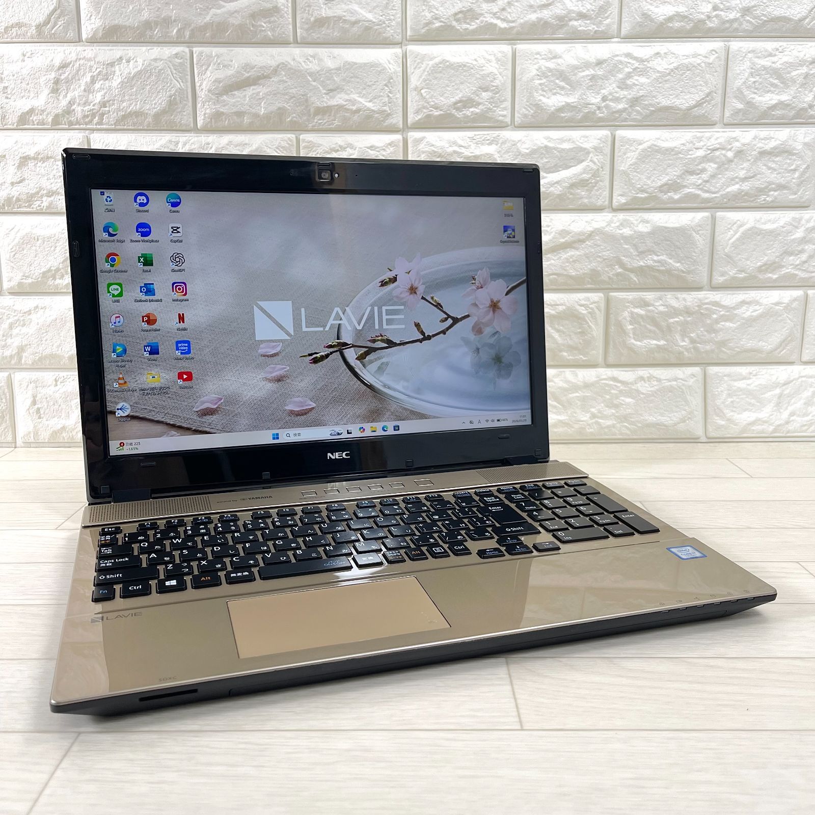 NEC LAVIE i7/16GB/SSD512GB+HDD1TB Win11 - メルカリ