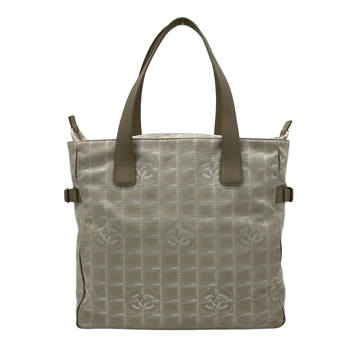 CHANEL(シャネル) トートバッグ ニュートラベルライントートGM
