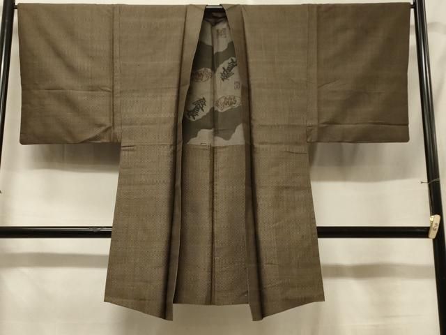 平和屋着物＃男性　本場大島紬　長羽織　80亀甲　総詰め　正絹　逸品　CABF1231in 平和屋着物＃男性 本場大島紬 長羽織 80亀甲 総詰め 正絹 逸品
