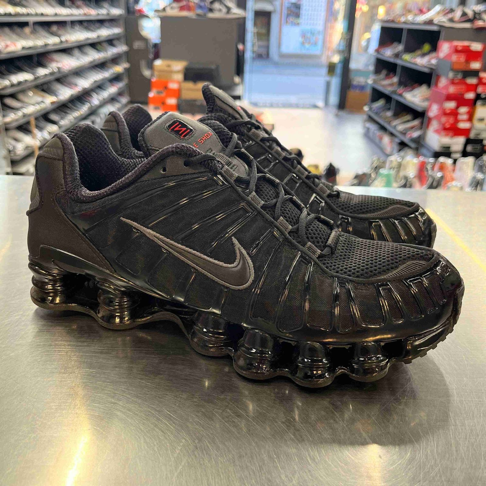 【US10.5】 NIKE SHOX TL AV3595-002 【中古】 箱有
