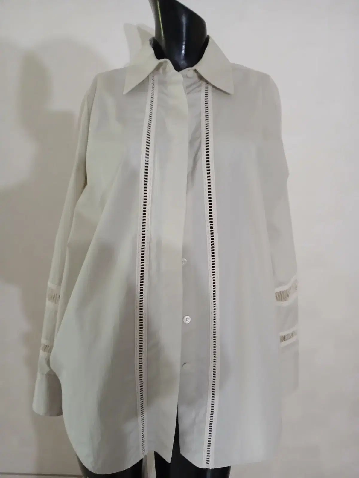 LORENA ANTONIAZZI ロレナアントニアッツィ シャツ ブラウス