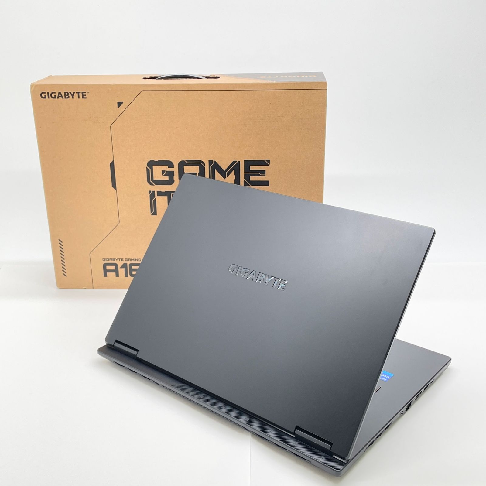 美品 GIGABYTE A16 i7/RTX5060 ゲーミングノート - メルカリ