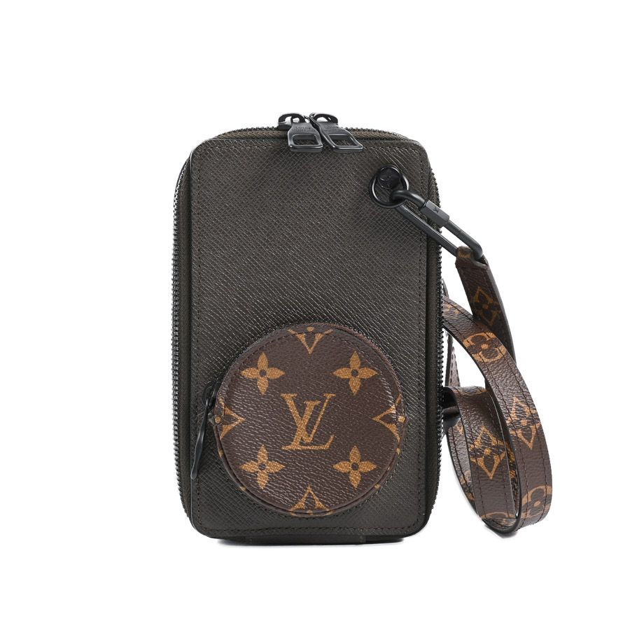 LOUIS VUITTON ルイヴィトン ショルダーバッグ フォンボックス M30581 96,800円